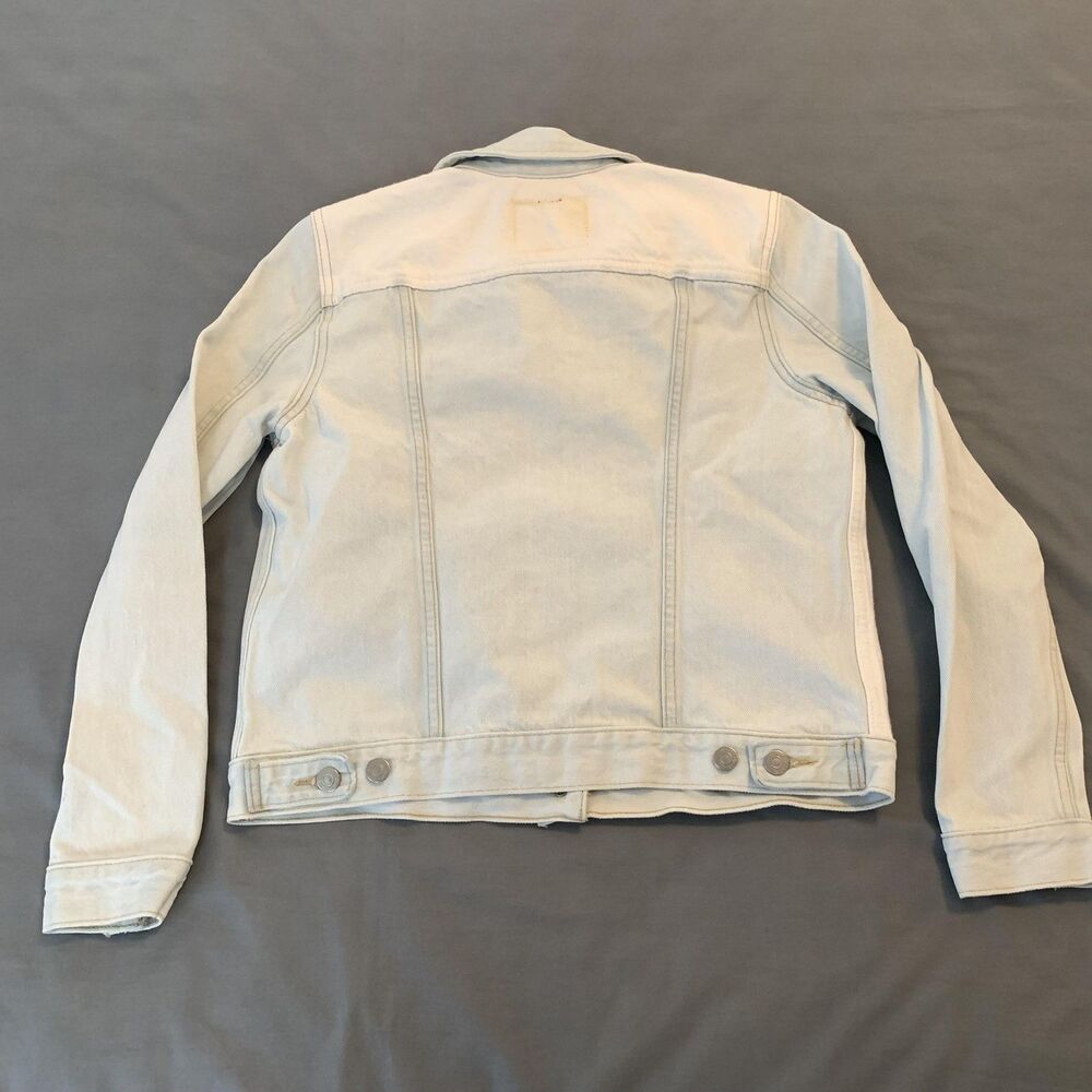 Levis Jean Trucker Jacket Woman’s Large‎ Light Blue/White Denim Button Front - Picture 8 of 9